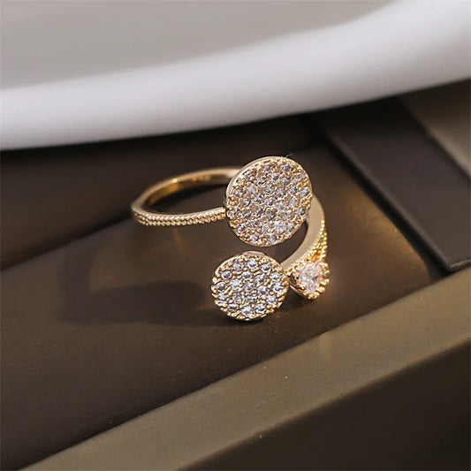 NEW VERSATILE ZIRCON RING