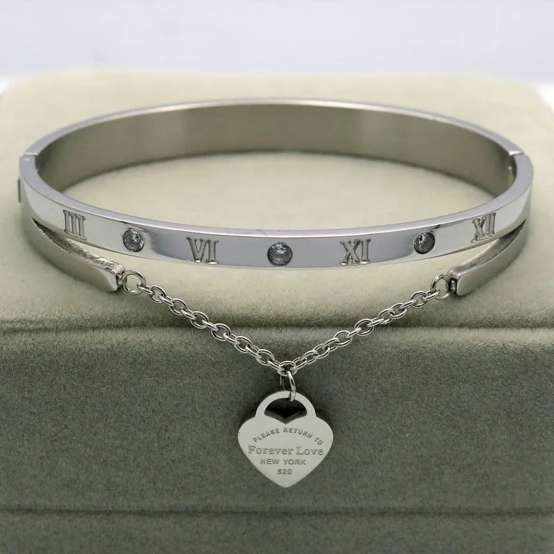 FOREVER LOVE BRACELET