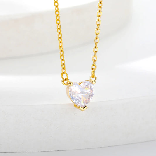 CRYSTAL HEART KOREAN FASHION NECKLACE