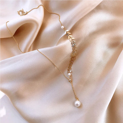 COLLIER NATURAL PEARL NECKLACE