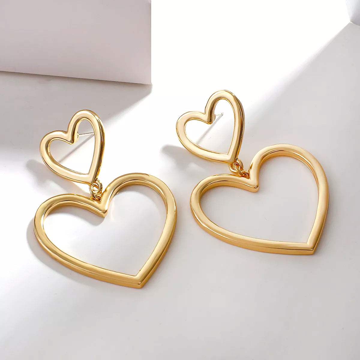 ALLOY HEART PEACH EARRINGS