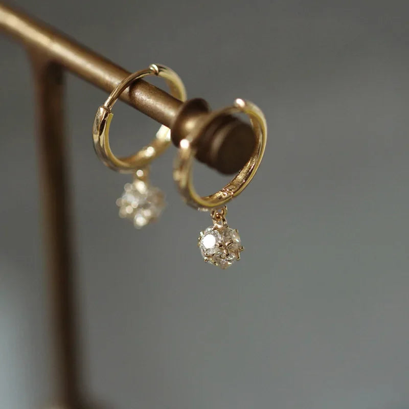 CRYSTAL NEEDLE ZIRCON GOLD EARRINGS