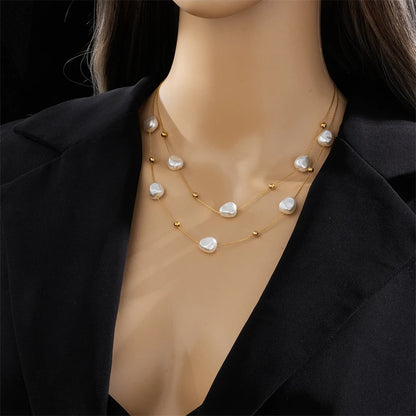 LARGE PEARL PENDANT NECKLACE