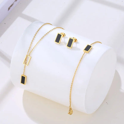 LIGHT LUXURY ELEGANT NECKLACE