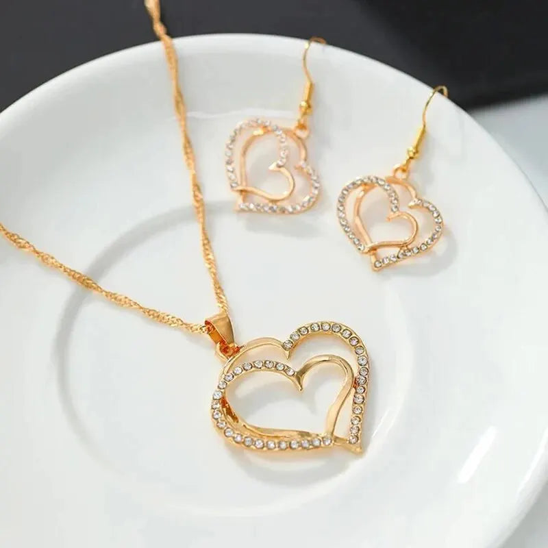 SET HEART SHAPED JEWELRY SET OF EARRINGS PENDANT NECKLACE