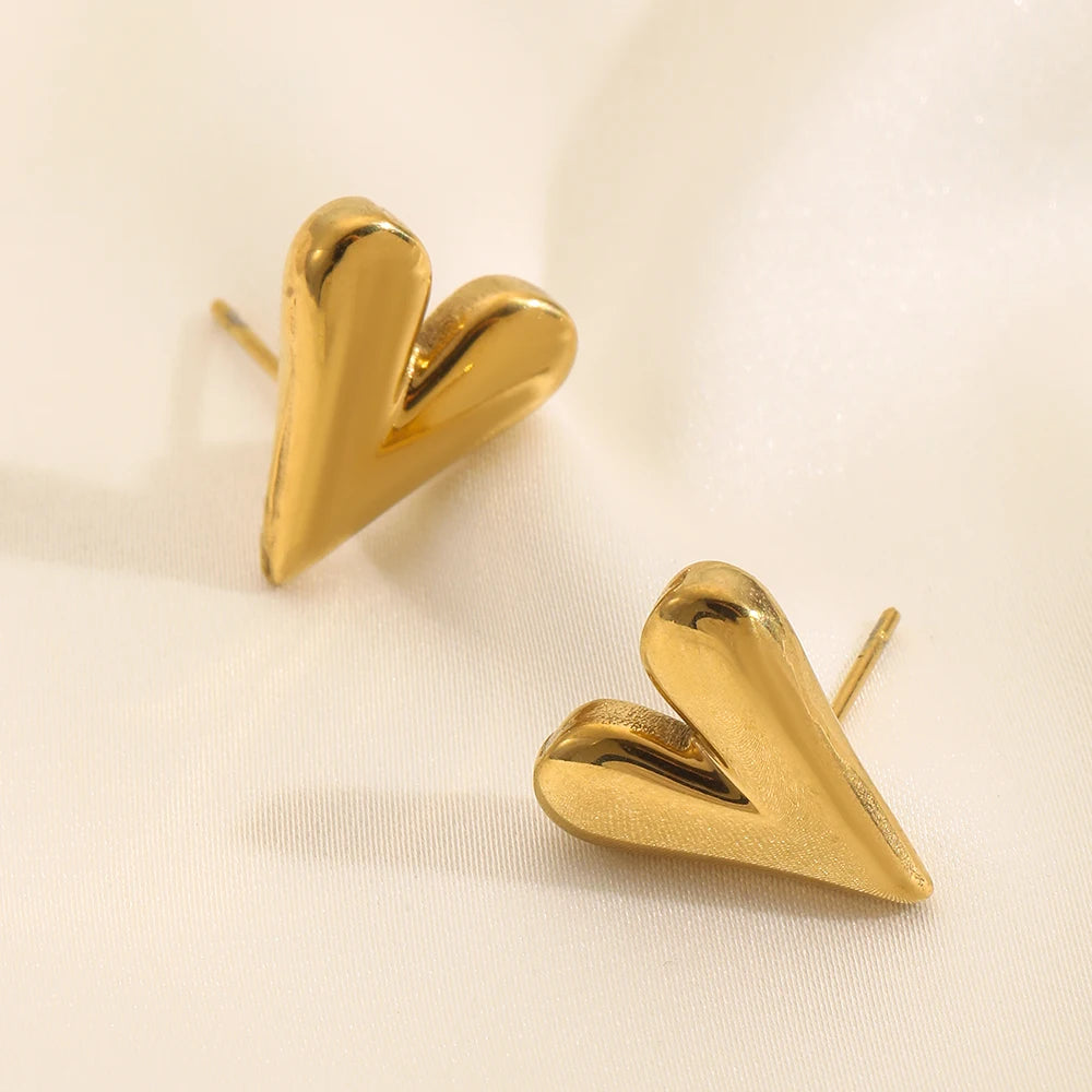 18K GOLD HEART STUD BASIC DAILY EARRINGS