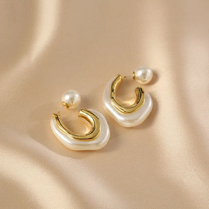 PEARL IRREGULAR DESIGN RHINESTONE EARRING