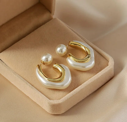 PEARL IRREGULAR DESIGN RHINESTONE EARRING